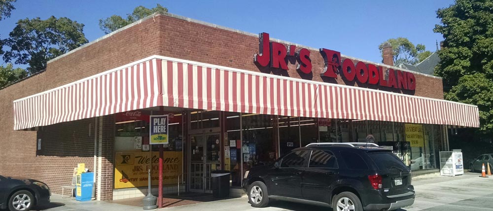 Jr's Foodland exterior